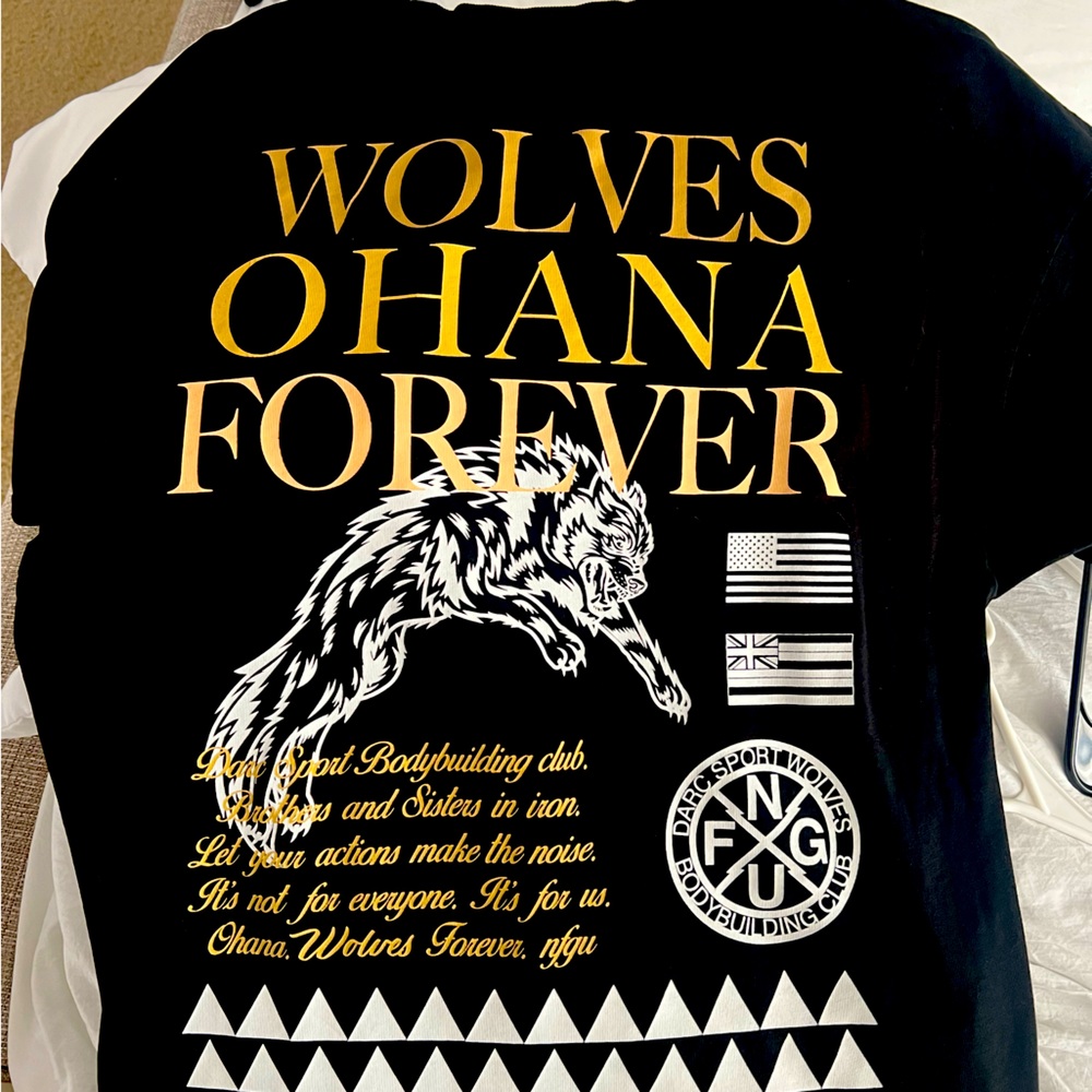 Darc sport ohana collection. Removed tags and tried on. To big looking to trade